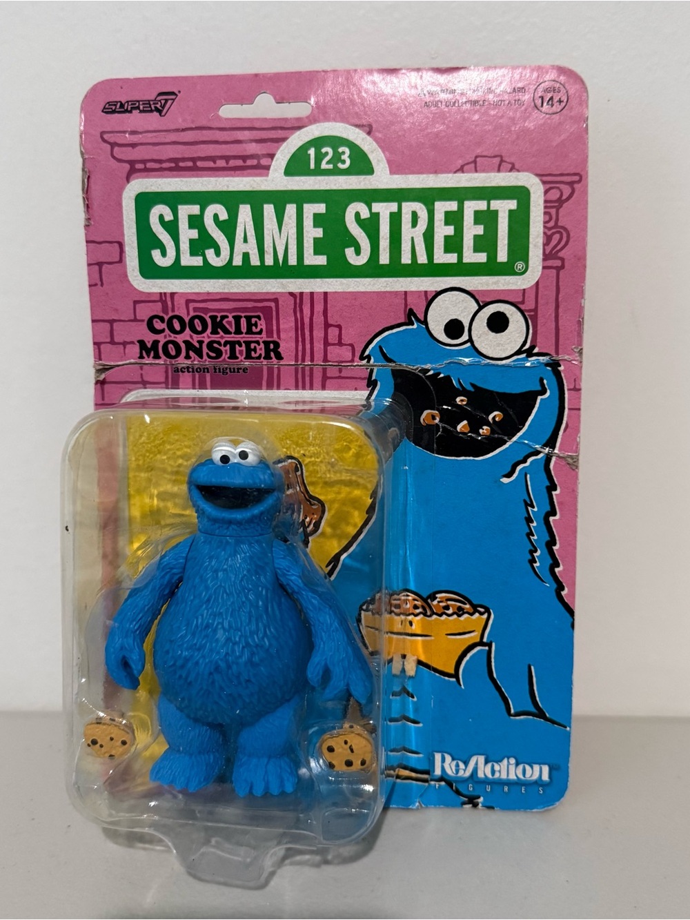 Super7 Sesame Street ReAction Cookie Monster Action Figure New (box damaged)